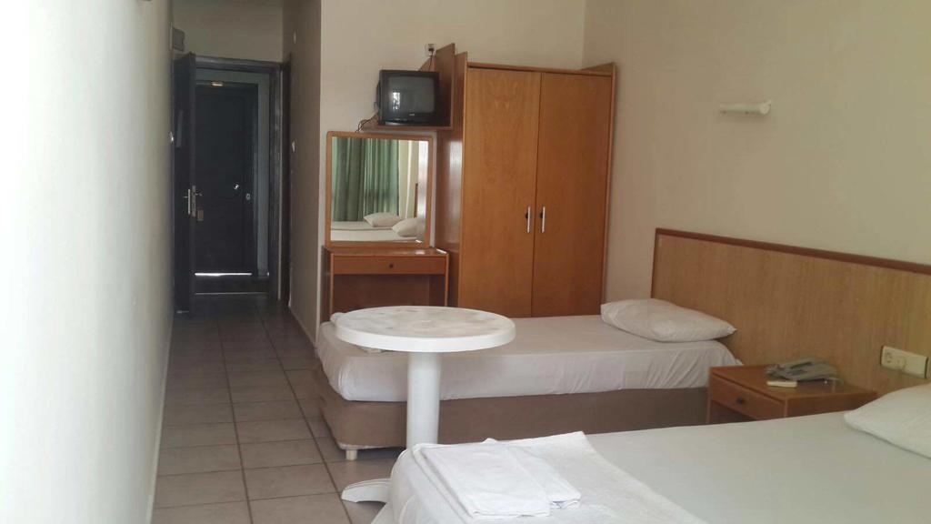 Guevenir Hotel Okurcalar Phòng bức ảnh
